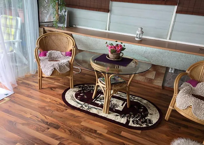 Terrace S 1 Spalnou Sofia-parking & Wifi * Bratislava